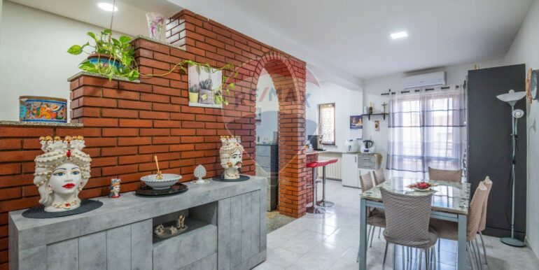 20251125190657-997359-24