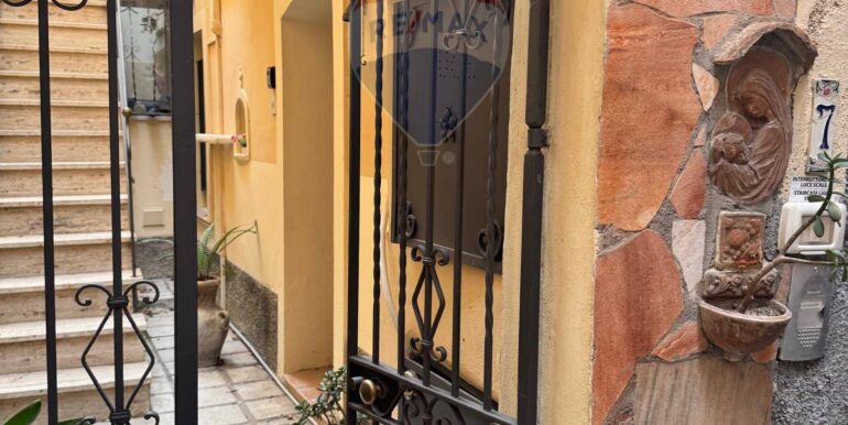 20251126101442-1003774-11