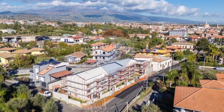 20251126101804-999315-74