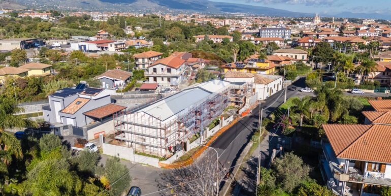 20251126101810-999315-75