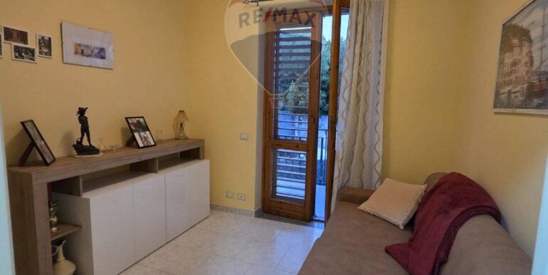 20251126102245-1003778-3