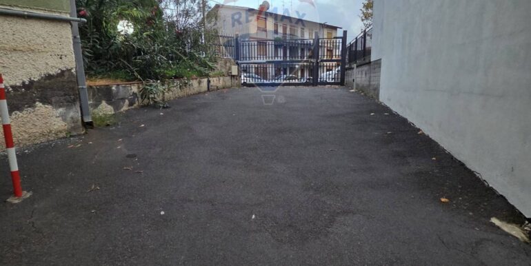 20251126102259-1003778-7