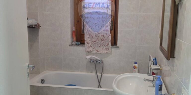 20251126102348-1003778-21