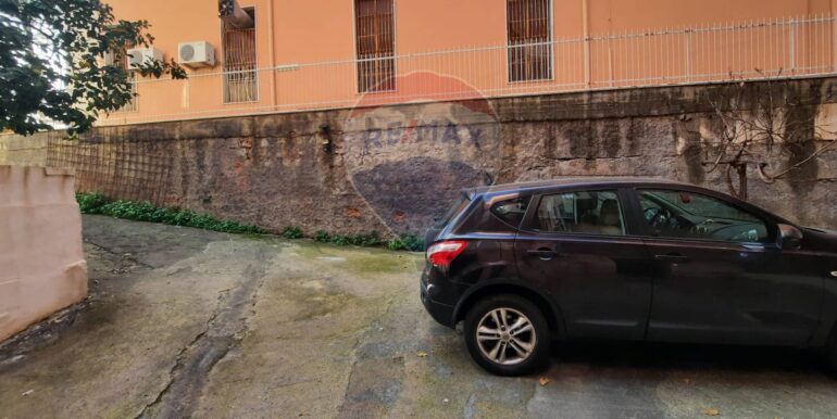 20251126103035-1003775-8