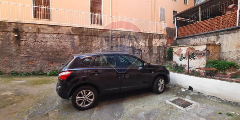 20251126103038-1003775-9