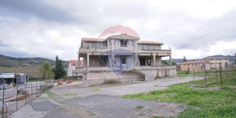 20251126125838-1003864-10