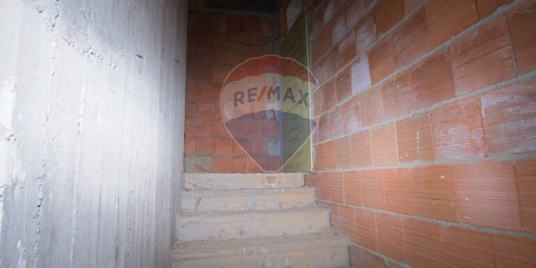 20251126125853-1003864-16