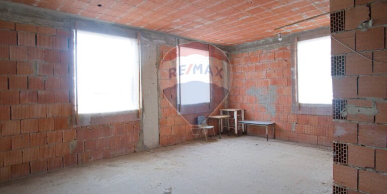 20251126125857-1003864-18