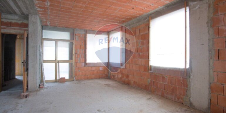 20251126125900-1003864-19