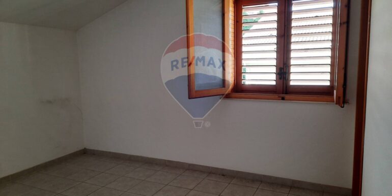 20251126152039-769481-16