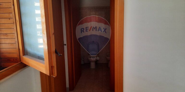 20251126152041-769481-17