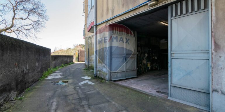 20251126174415-1003941-4