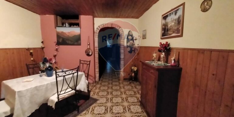 20251126184946-1003971-6