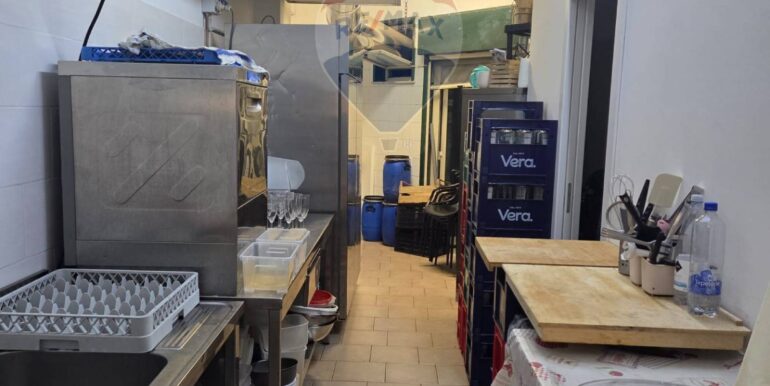 20251127120643-1004115-4