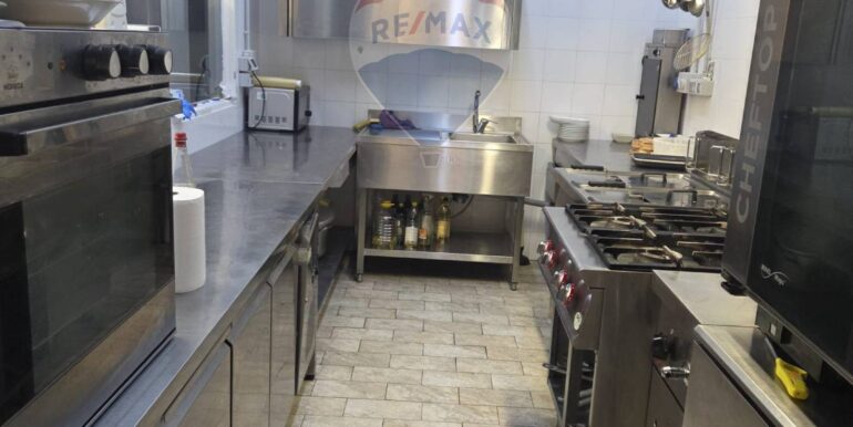 20251127120647-1004115-5