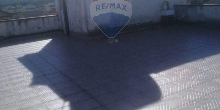 20251127125350-1004143-12