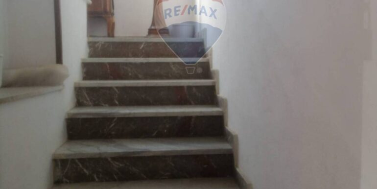 20251127125350-1004143-9