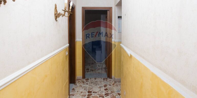 20251127163741-1004187-8