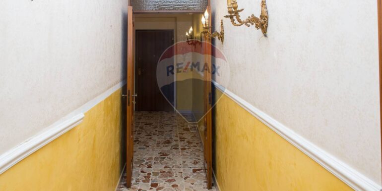 20251127163741-1004187-9