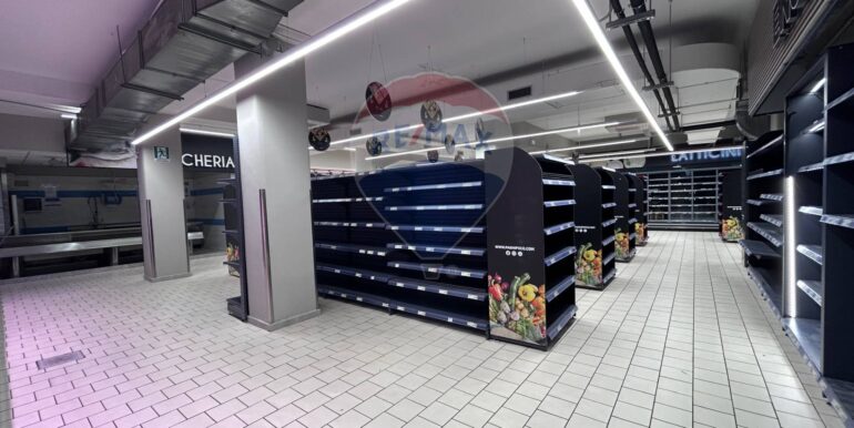 20251127175954-1004210-18