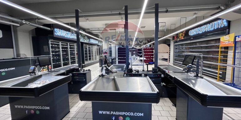 20251127180005-1004210-22