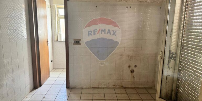 20251128115634-1005023-10