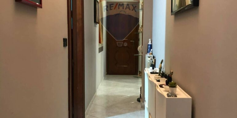 20251128115813-1004278-11