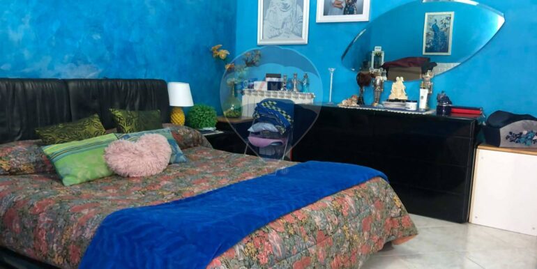 20251128115819-1004278-13