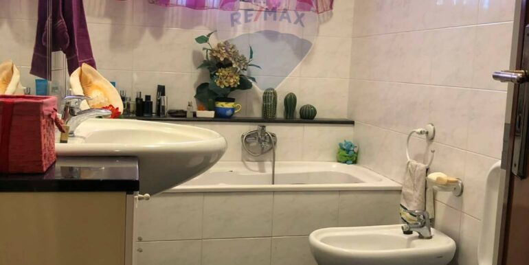 20251128115835-1004278-18