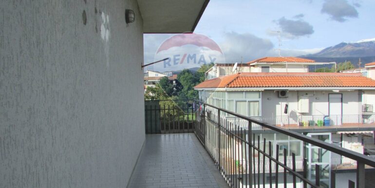 20251128120240-1005013-3