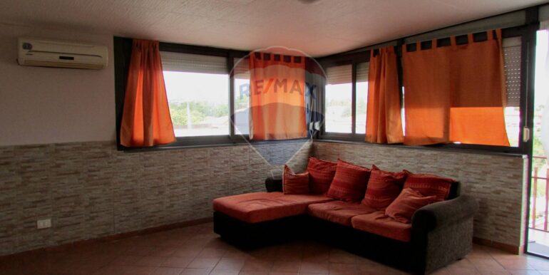 20251128120307-1005013-12