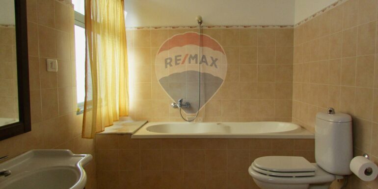 20251128120312-1005013-14