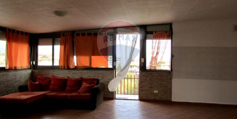 20251128120344-1005013-23