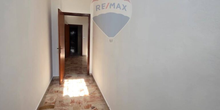 20251128122652-951843-44