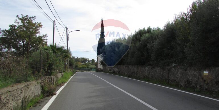 20251128125147-1005042-2