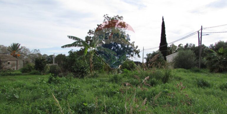 20251128125207-1005042-9