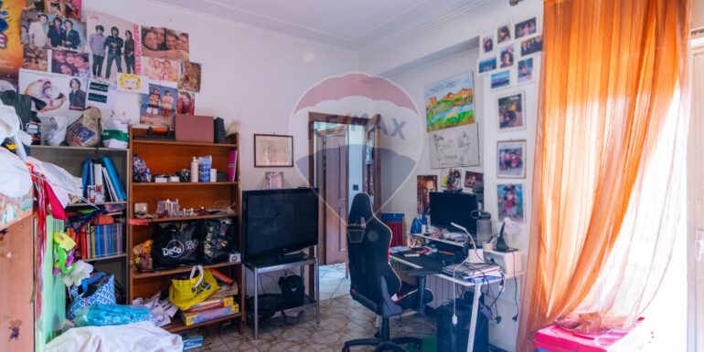 20251128125702-1005045-10