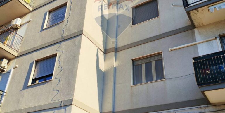 20251128160129-1005351-2