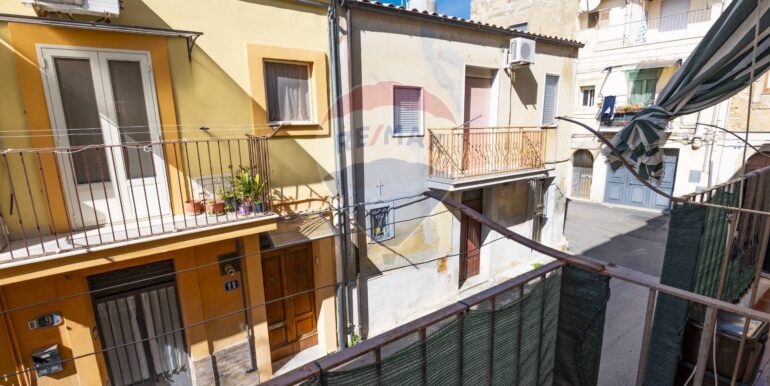 20251128164917-1005410-1