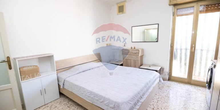 20251128164918-1005410-10