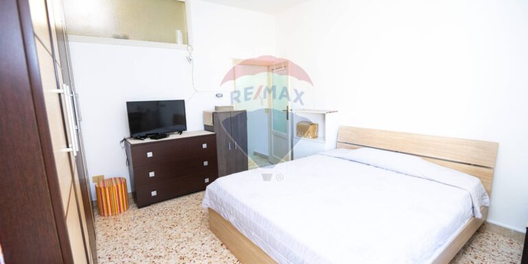 20251128164918-1005410-9