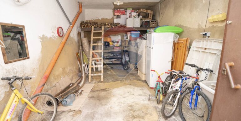 20251128164919-1005410-14