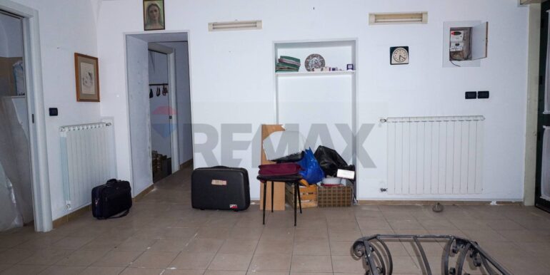 20221220163558-720083-3