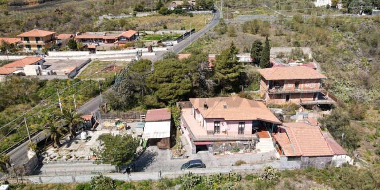 20230329221357-746027-4