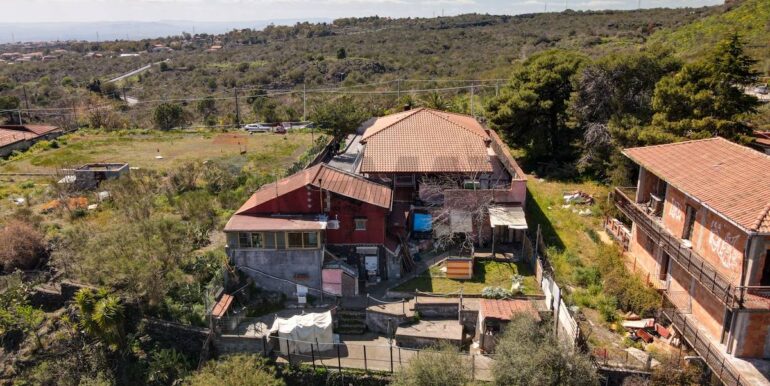 20230329221414-746027-9