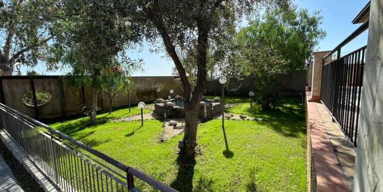 20231026211447-799935-3