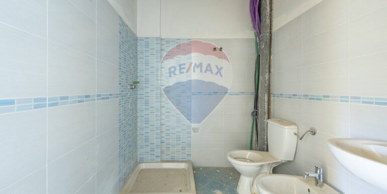 20231027140730-800090-4