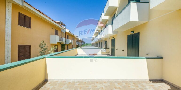 20231027140735-800090-18