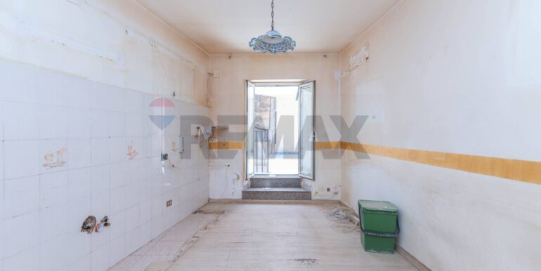 20240502220421-854234-12