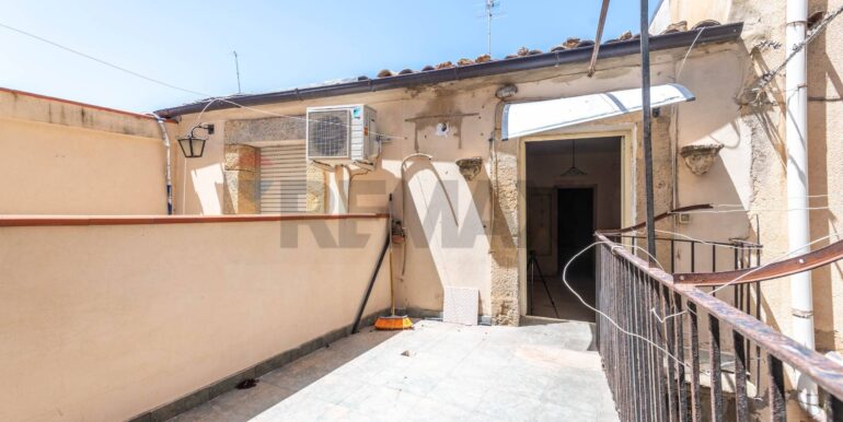 20240502220547-854234-20